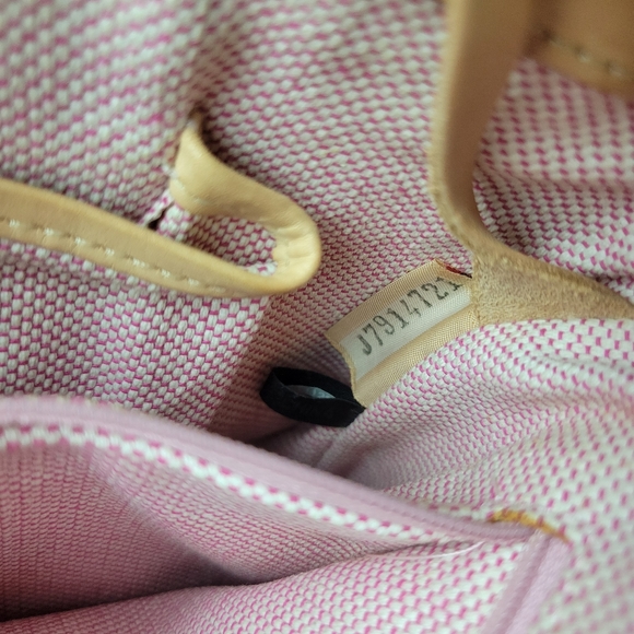 Dooney & Bourke Mini Handbag - Picture 9 of 14